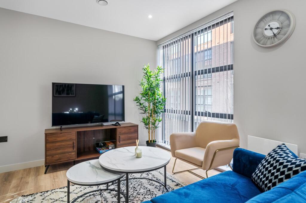 Main image of property: Birmingham, B3