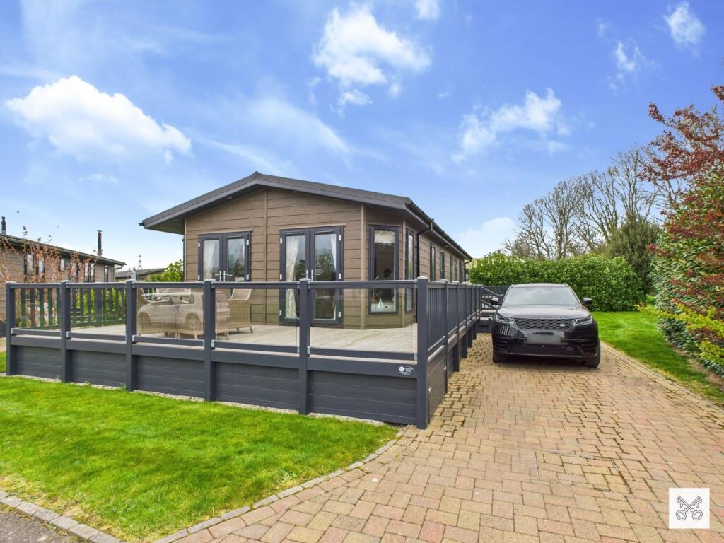 Main image of property: Foxhunter Residential Caravan Park, Monkton Street, Monkton, Ramsgate, CT12