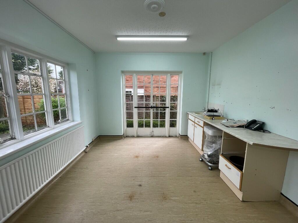 Additional property image - 21 Station Road, Studley, Warwickshire, B80