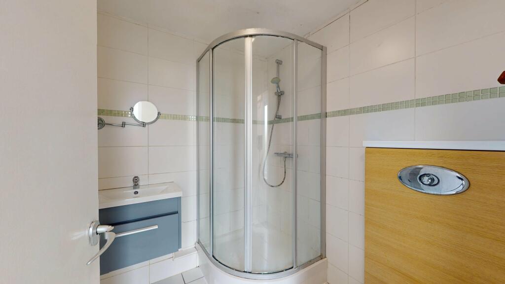 Additional property image - St Johns Road, Durham,
