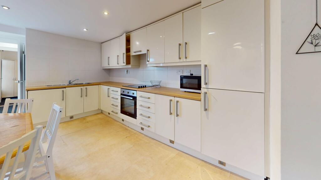 Additional property image - St Johns Road, Durham,