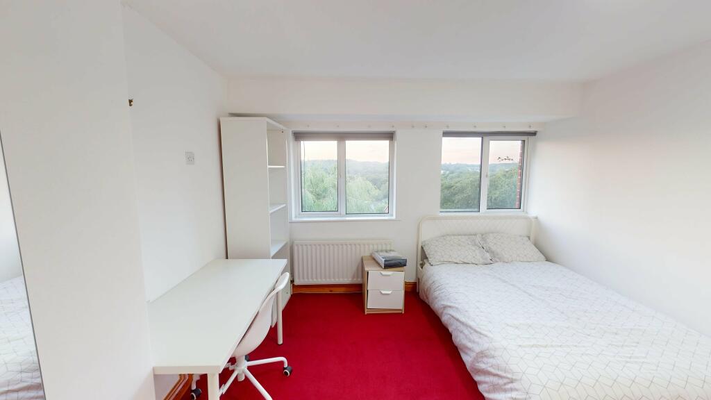 Additional property image - Mayorswell Close (L) 2 WEEKS RENT FREE 25/26, ,