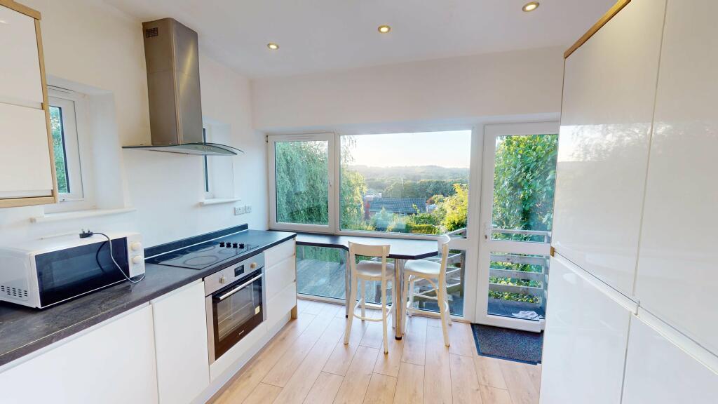 Additional property image - Mayorswell Close (L) 2 WEEKS RENT FREE 25/26, ,