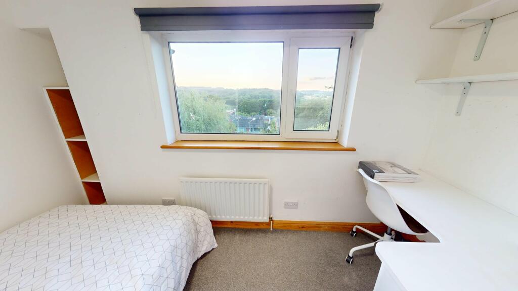 Additional property image - Mayorswell Close (L) 2 WEEKS RENT FREE 25/26, ,