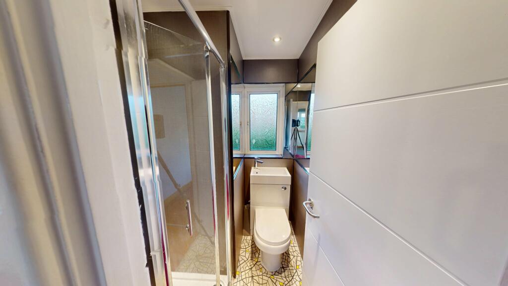 Additional property image - Mayorswell Close (L) 2 WEEKS RENT FREE 25/26, ,