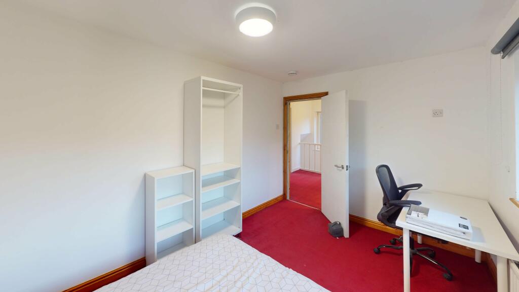 Additional property image - Mayorswell Close (L) 2 WEEKS RENT FREE 25/26, ,