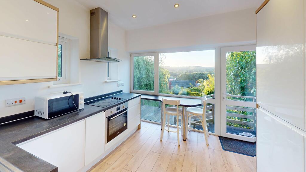 Additional property image - Mayorswell Close (L) 2 WEEKS RENT FREE 25/26, ,