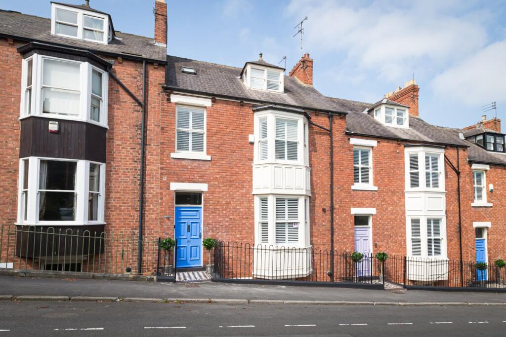Main image of property: The Avenue (1 room avaible for 25/26), , 