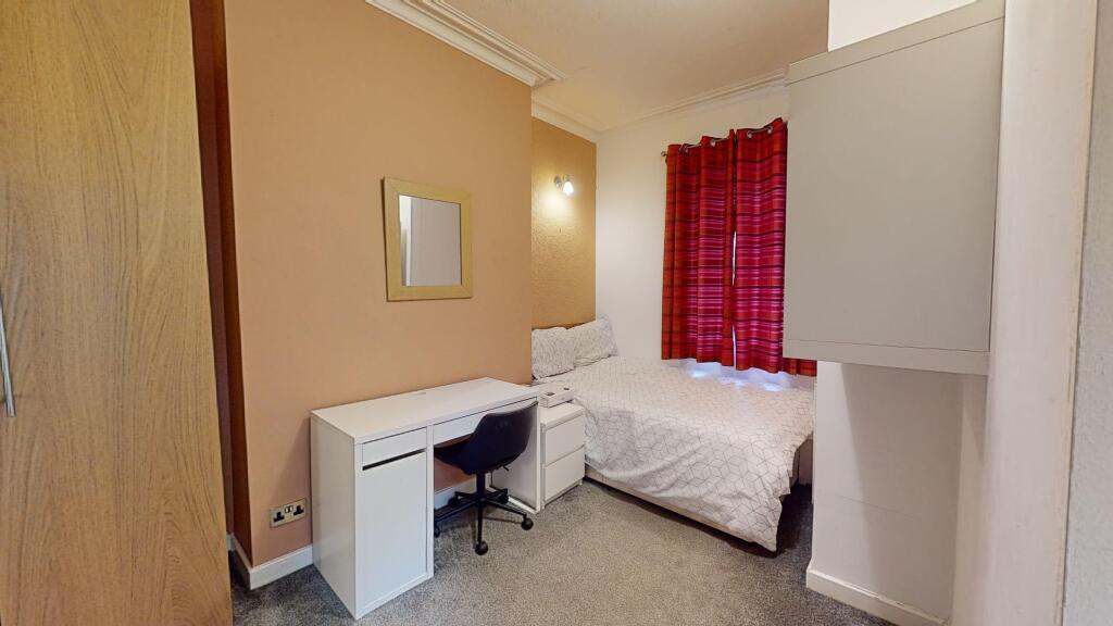 Additional property image - Hawthorn Terrace (1 Room for 25/26), ,