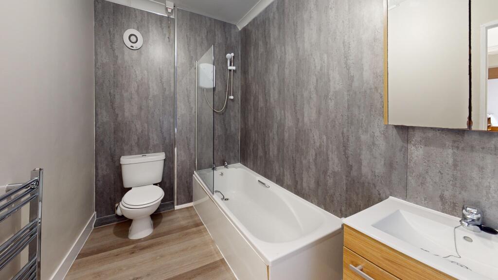 Additional property image - Hawthorn Terrace (1 Room for 25/26), ,