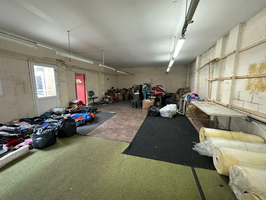 Additional property image - Stockwell Road, Birmingham
