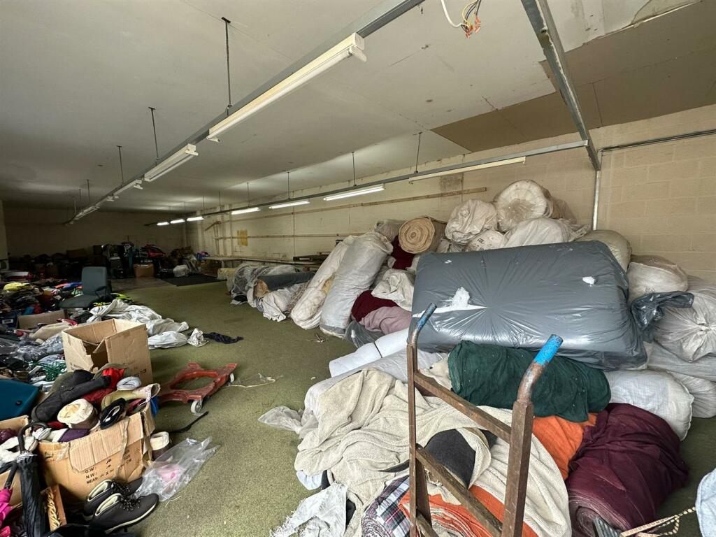 Additional property image - Stockwell Road, Birmingham