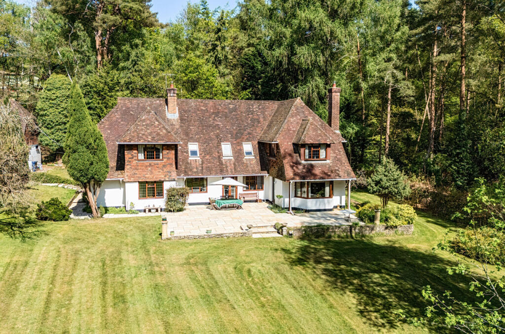 Main image of property: Swifts Close, Farnham, Surrey, GU10