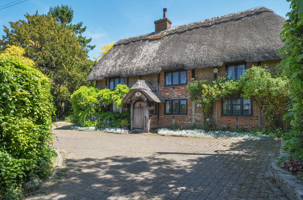 Main image of property: Blaegrove Lane, Up Nately, Hook, Hampshire, RG27