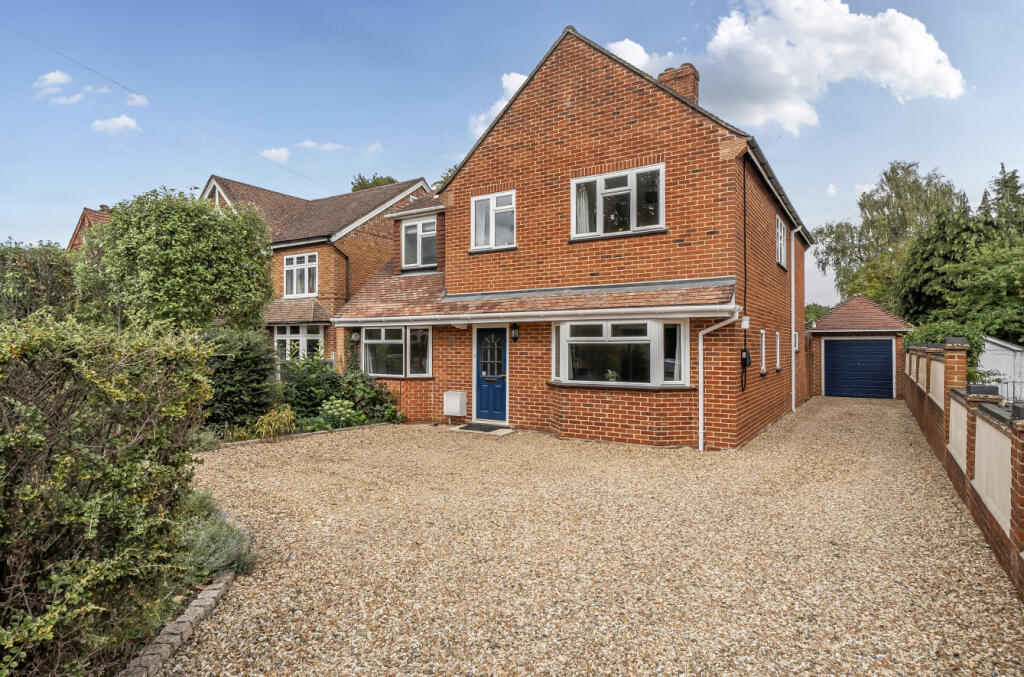 Main image of property: Queens Road, Fleet, Hampshire, GU52