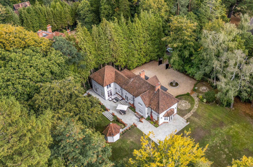 Main image of property: Victoria Hill Road, Fleet, Hampshire, GU51