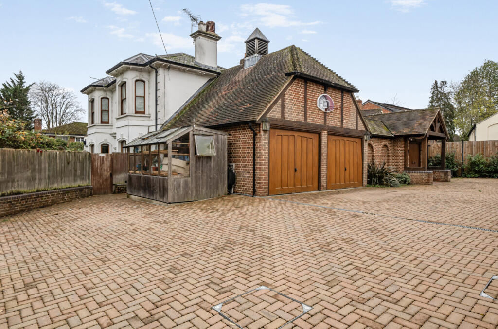 Main image of property: Eggars Hill, Aldershot, Hampshire, GU11
