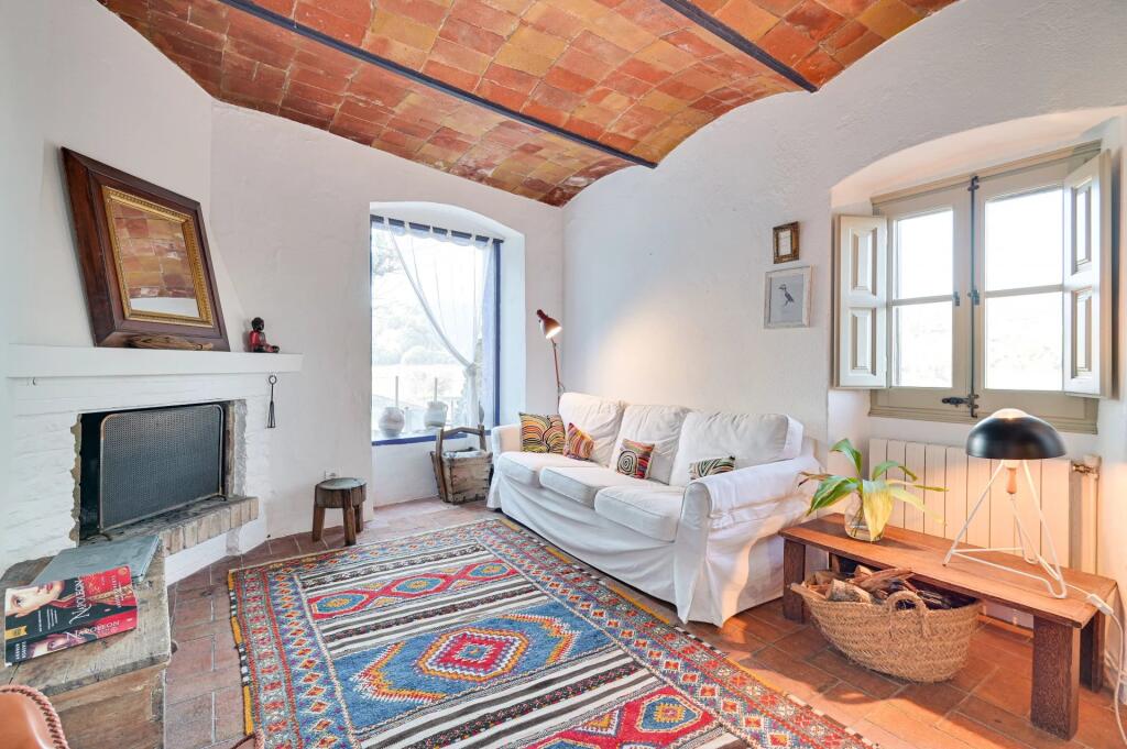 Main image of property: Catalonia, Girona, Foixa
