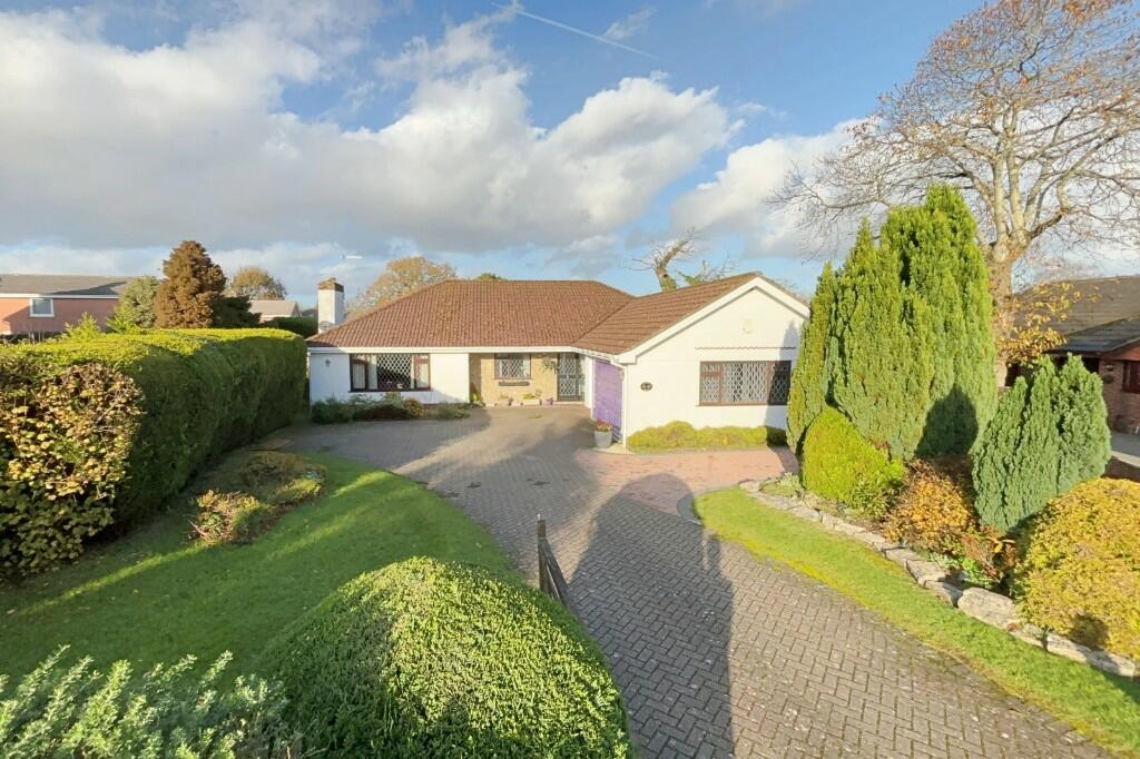 Additional property image - Montacute Way, Wimborne, Dorset, BH21