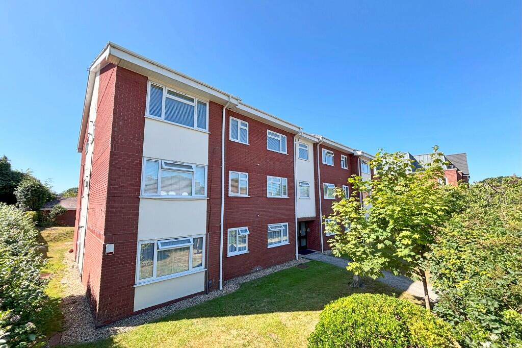 Main image of property: Dunyeats Road, Broadstone, Dorset, BH18
