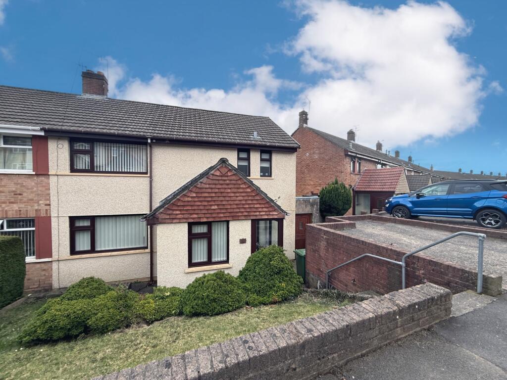 Check out this 3 bedroom semi-detached house for sale on Rightmove