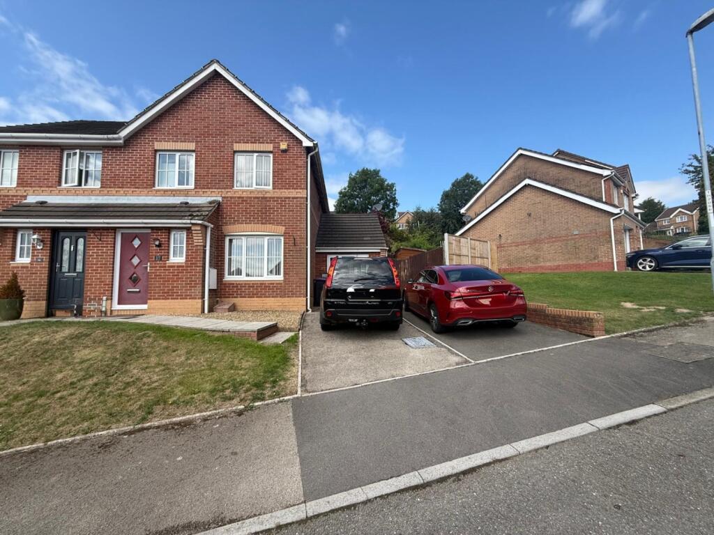 Check out this 3 bedroom semi-detached house for sale on Rightmove