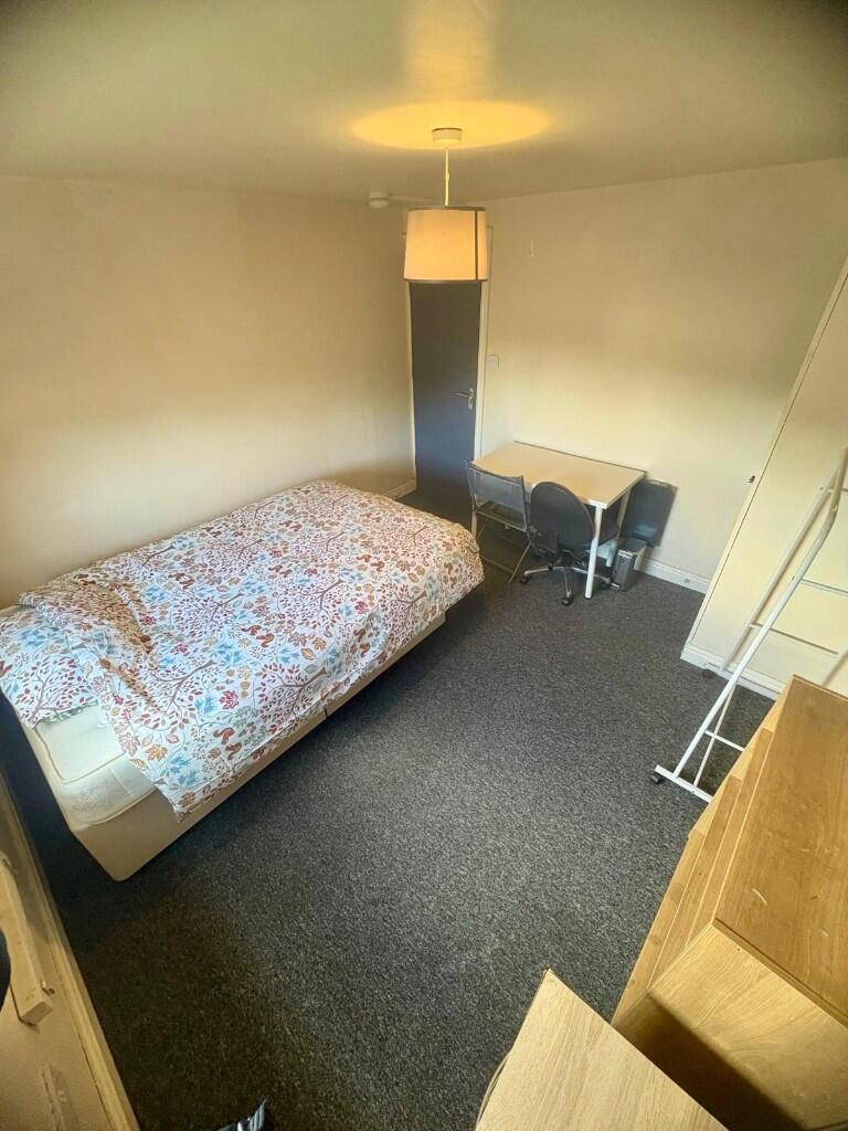 Main image of property: Oak Tree Lane, Birmingham, B29