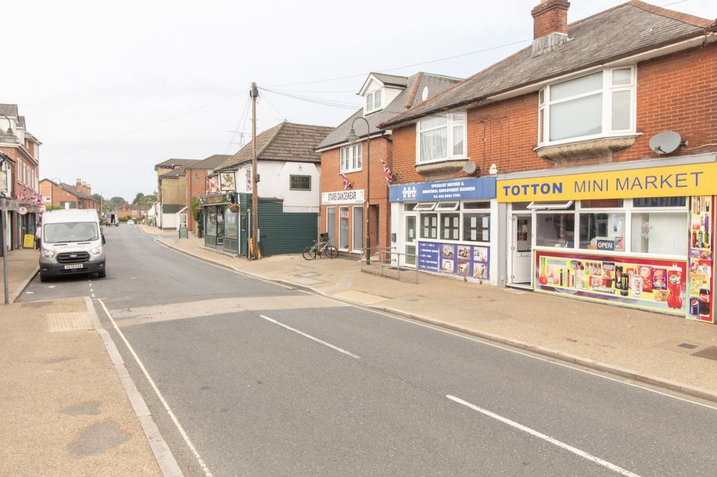 Main image of property: Rumbridge Street,Totton,Southampton