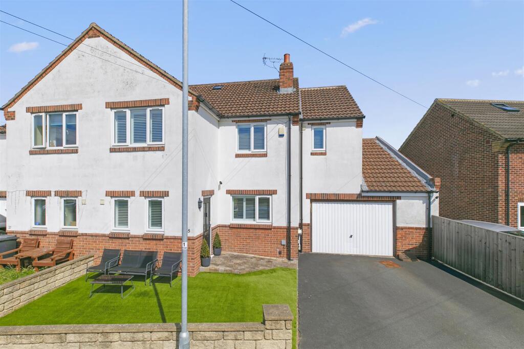 Main image of property: Ridding Gate, Otley