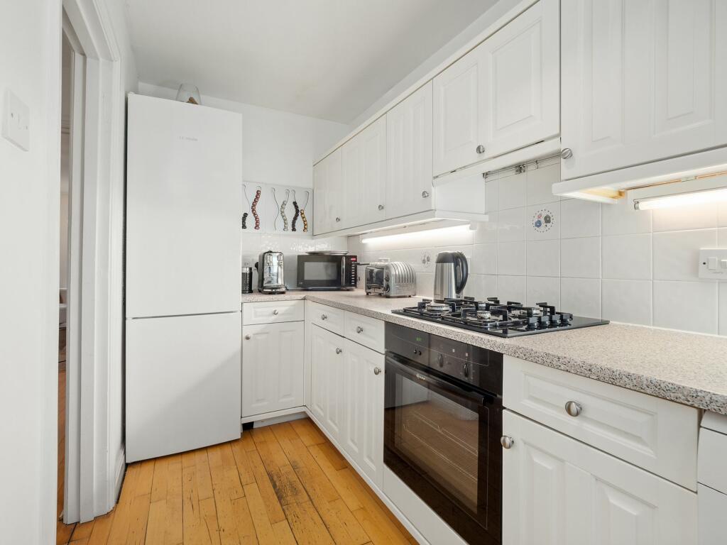 Additional property image - Scholars Lane, Wheelers Court Scholars Lane, CV37