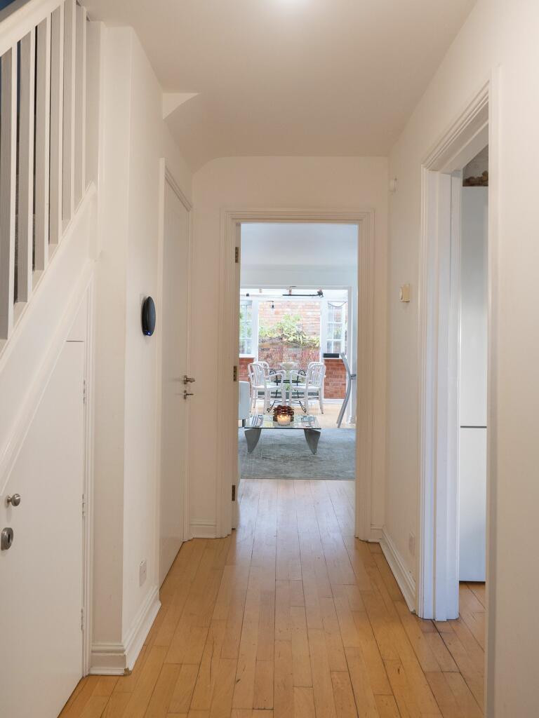 Additional property image - Scholars Lane, Wheelers Court Scholars Lane, CV37
