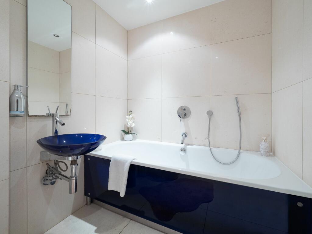 Additional property image - Scholars Lane, Wheelers Court Scholars Lane, CV37