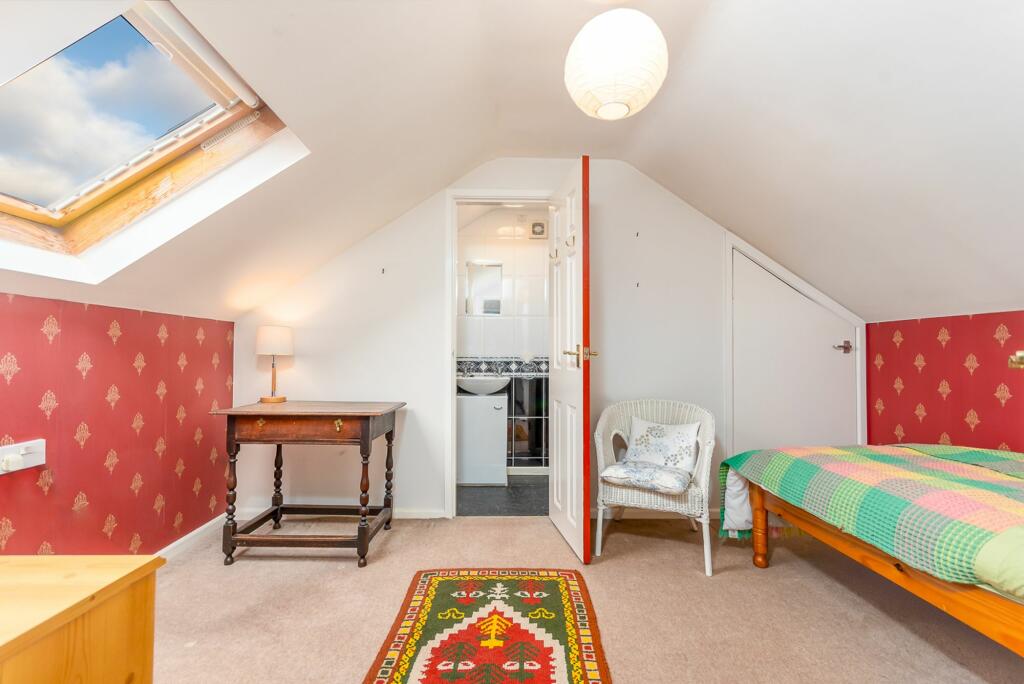 Additional property image - Frogmore Road, Snitterfield, CV37