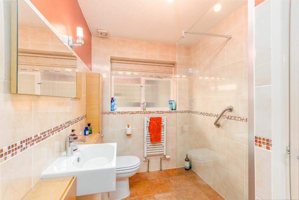 Additional property image - Frogmore Road, Snitterfield, CV37