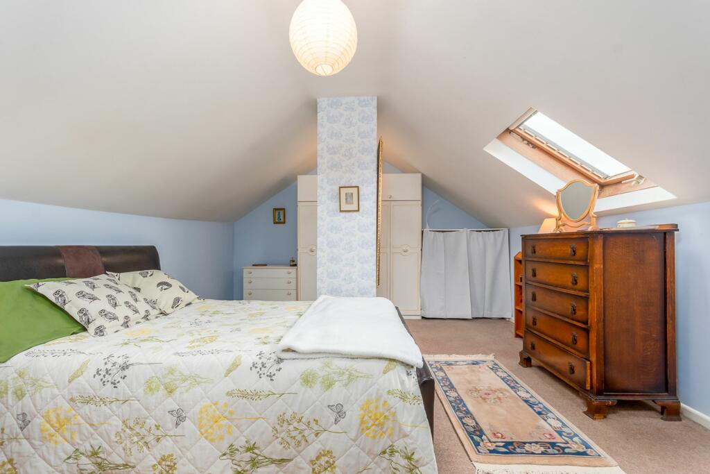 Additional property image - Frogmore Road, Snitterfield, CV37