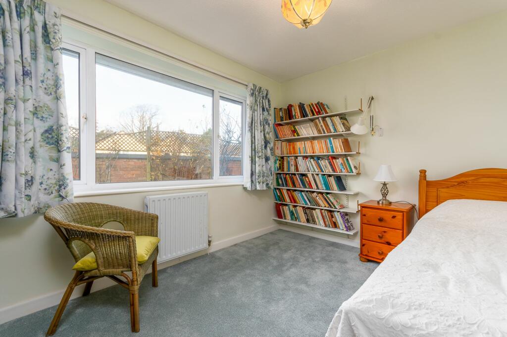 Additional property image - Frogmore Road, Snitterfield, CV37