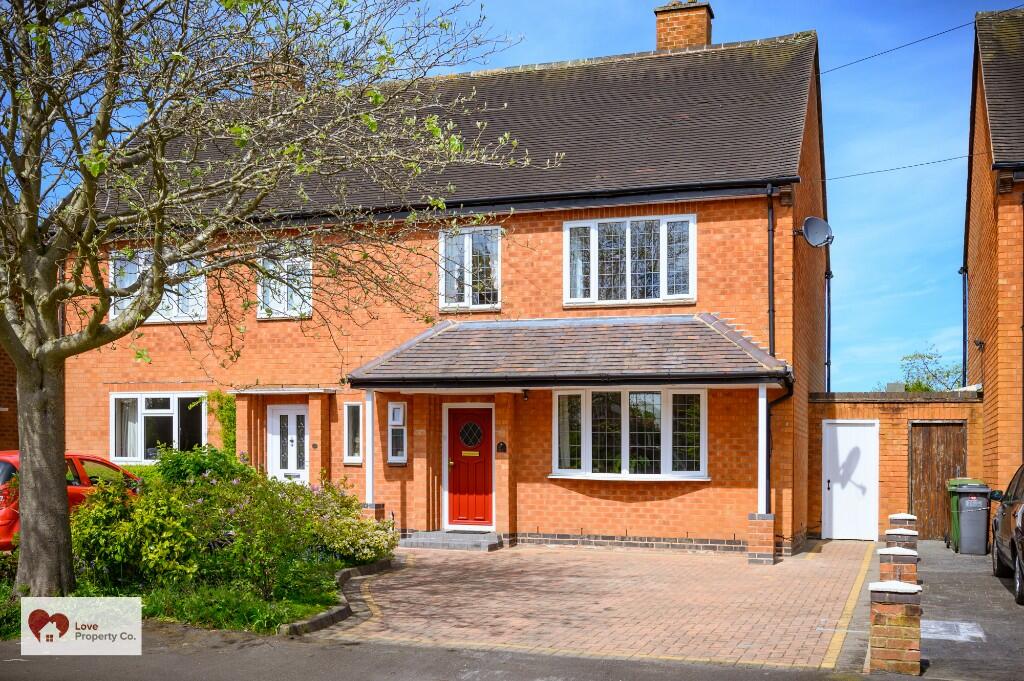 3 bedroom semidetached house for sale in Packwood Close, Bentley Heath