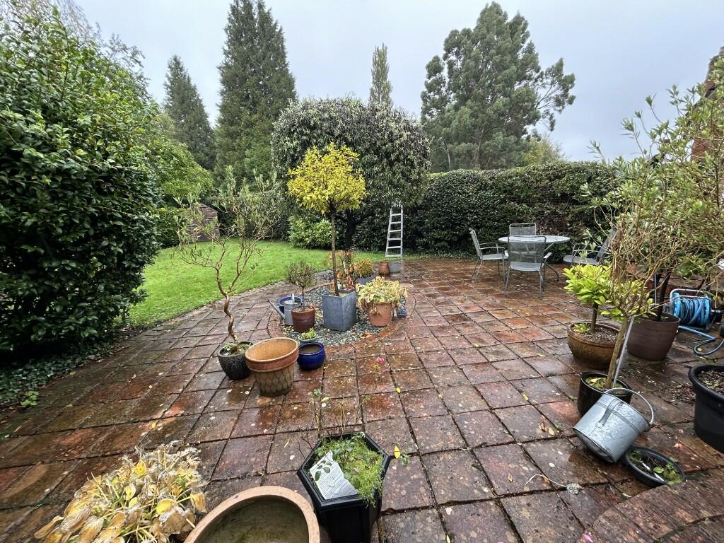 Additional property image - Grange Road, Dorridge, Solihull, B93 8QS