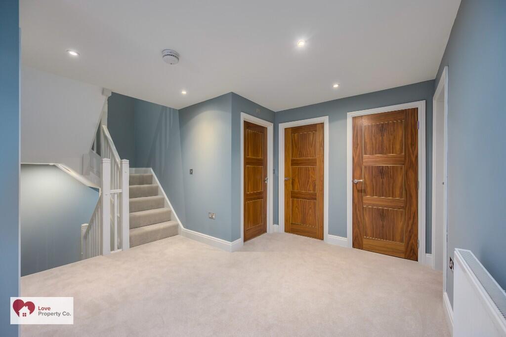 Additional property image - Copper Beech Close, Dorridge, Solihull, B93 8FF