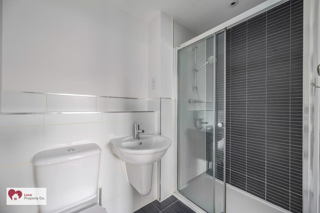 Additional property image - Copper Beech Close, Dorridge, Solihull, B93 8FF