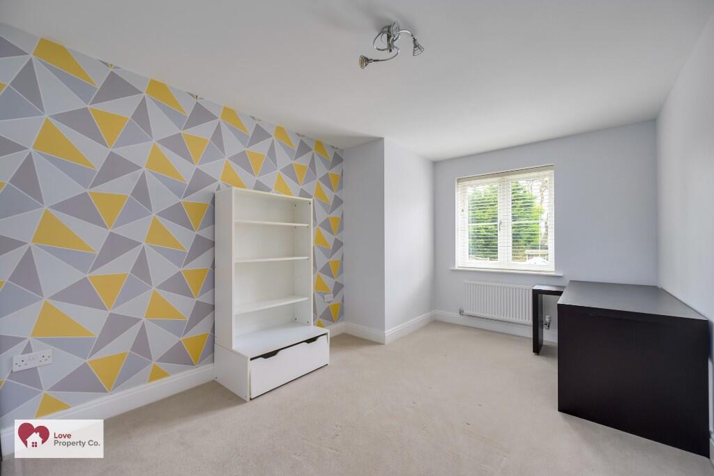 Additional property image - Copper Beech Close, Dorridge, Solihull, B93 8FF