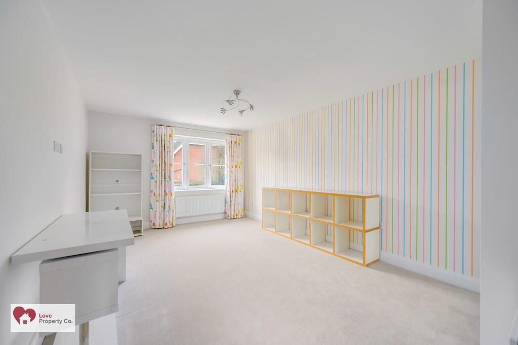Additional property image - Copper Beech Close, Dorridge, Solihull, B93 8FF