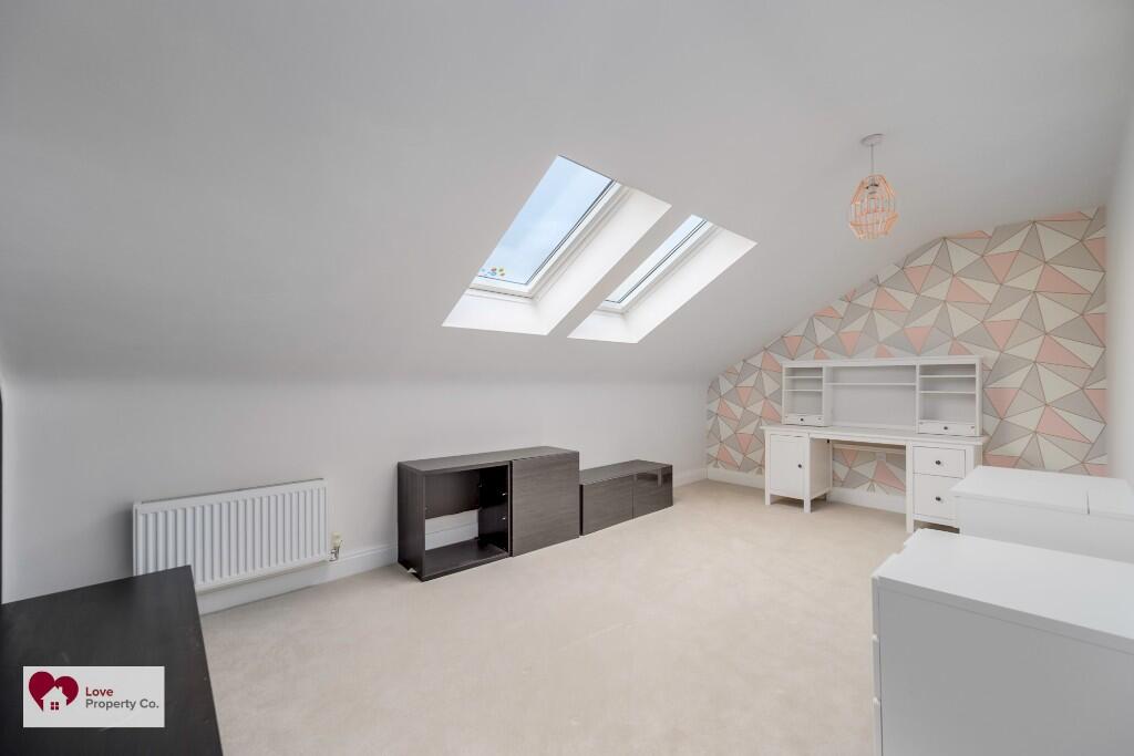 Additional property image - Copper Beech Close, Dorridge, Solihull, B93 8FF