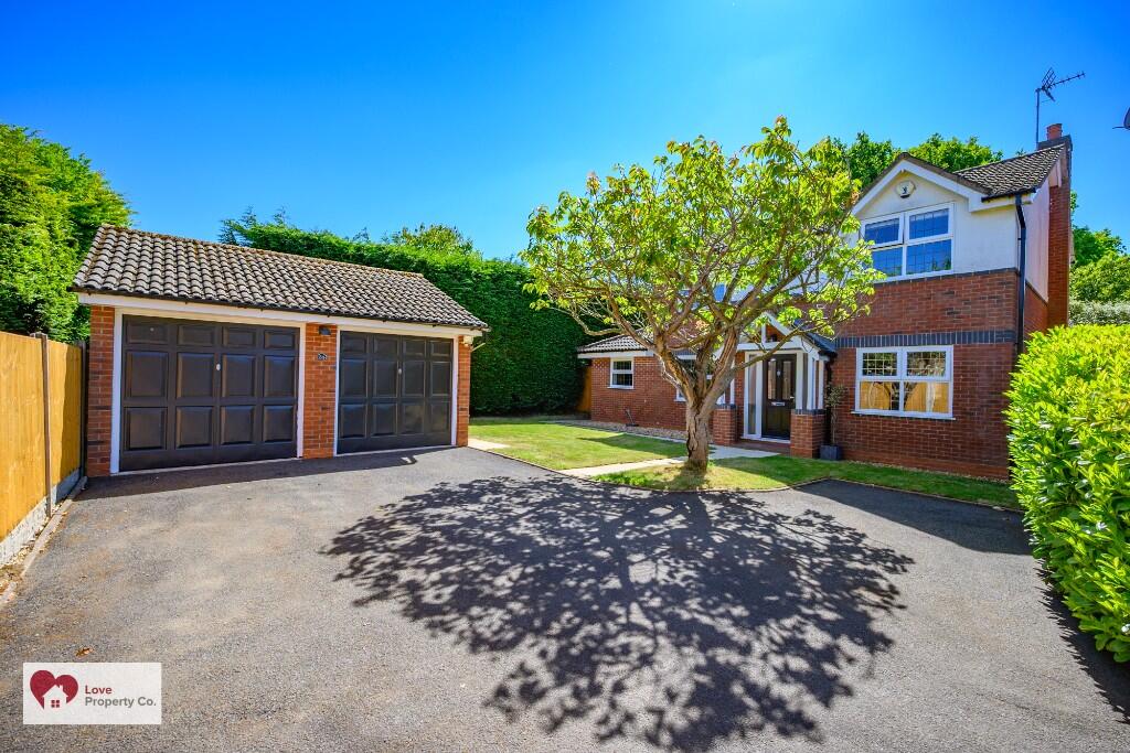 Main image of property: Chadworth Avenue, Dorridge, Solihull, B93 8SX