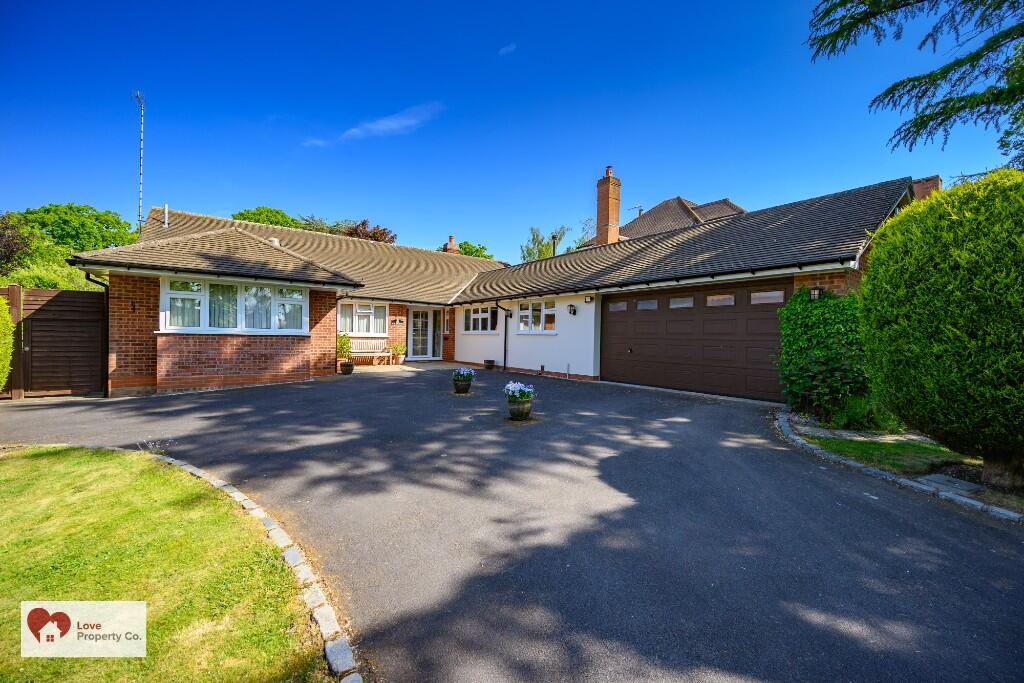 Main image of property: Temple Road, Dorridge, B93 8LF