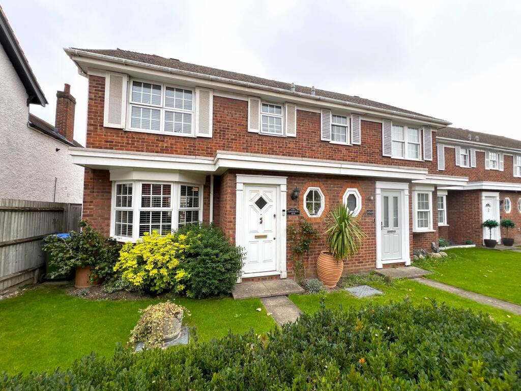 Main image of property: Brownings End, Edenbridge