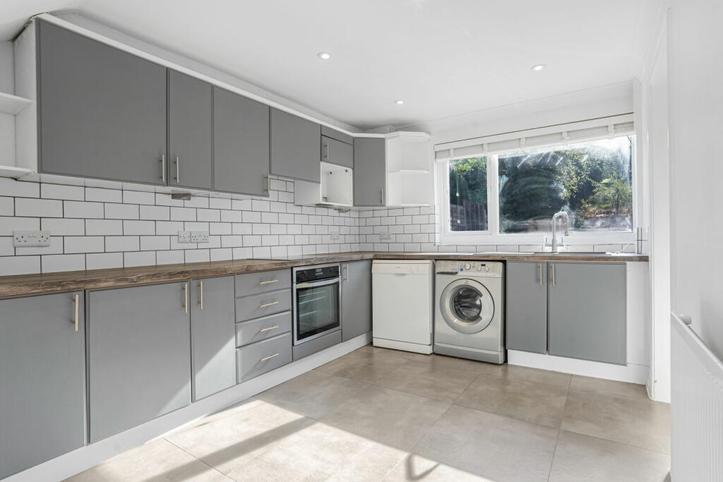 Additional property image - New Park, Castle Hedingham, Halstead, CO9