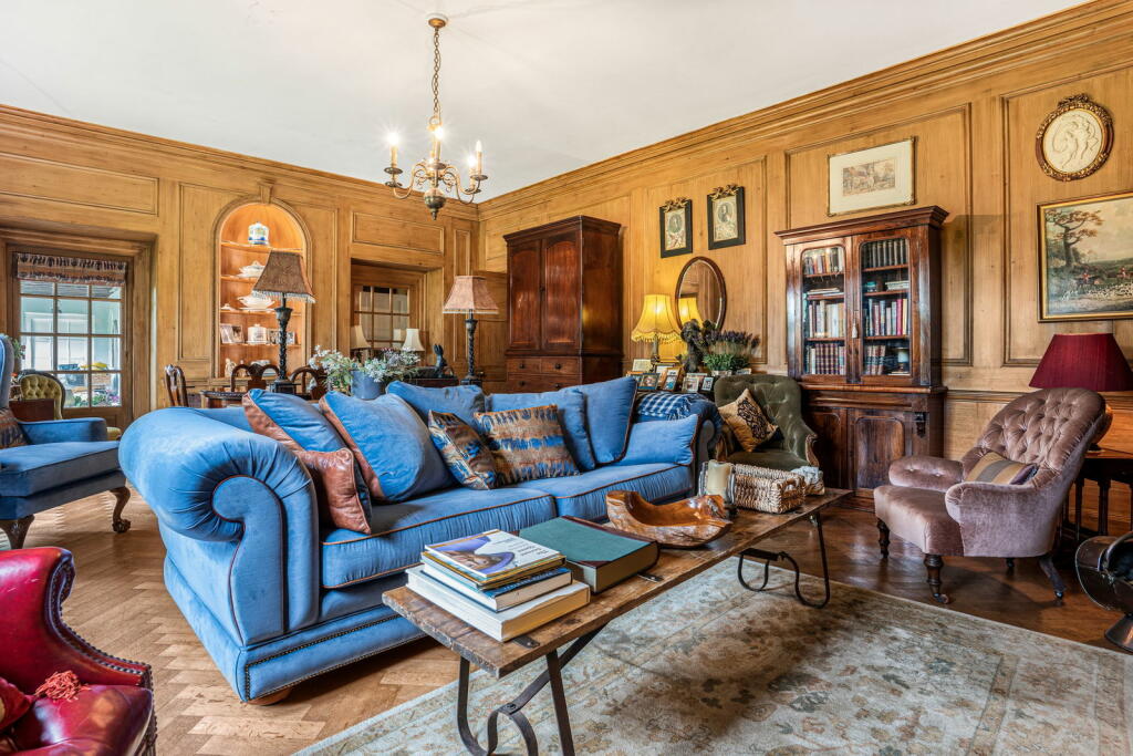 Additional property image - Campions, Old Harlow, CM17
