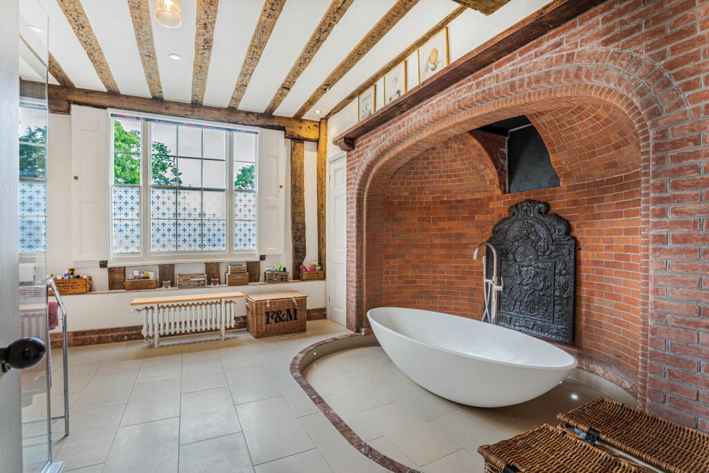 Additional property image - Campions, Old Harlow, CM17