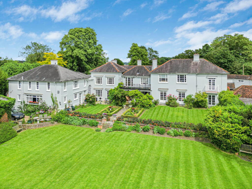 Additional property image - Campions, Old Harlow, CM17